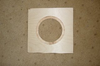 Bottom board for large dies